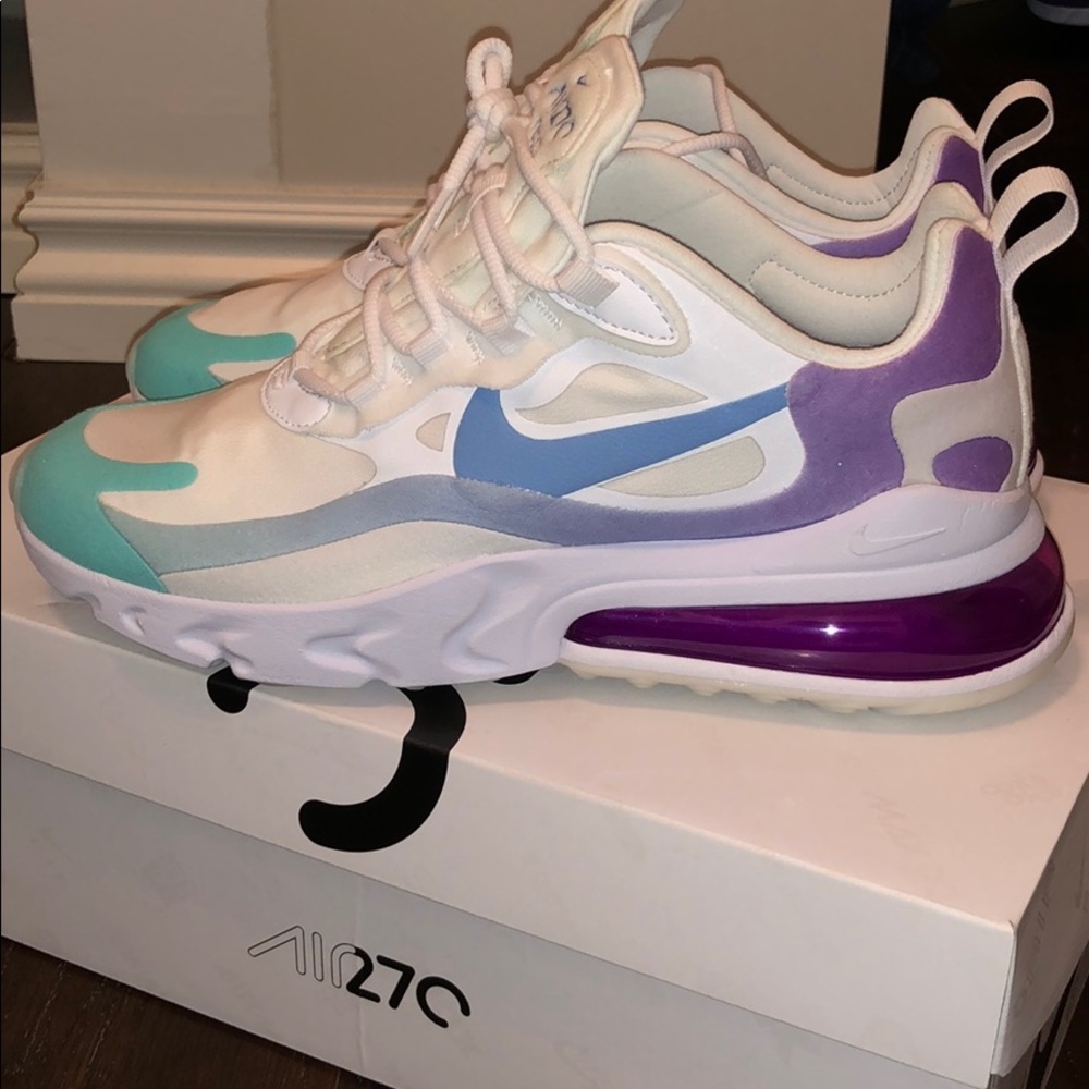 WOMENS Nike Air Max 270 REACT
